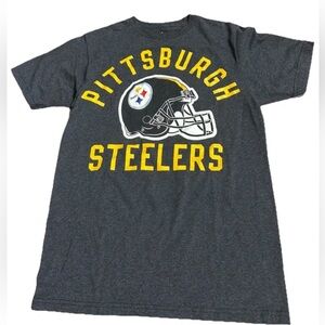 Pittsburgh Steelers Mens M Short Sleeve T-shirt “Old School Look”